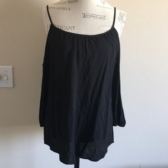 BNWT, express open shoulder blouse - Picture 1 of 4